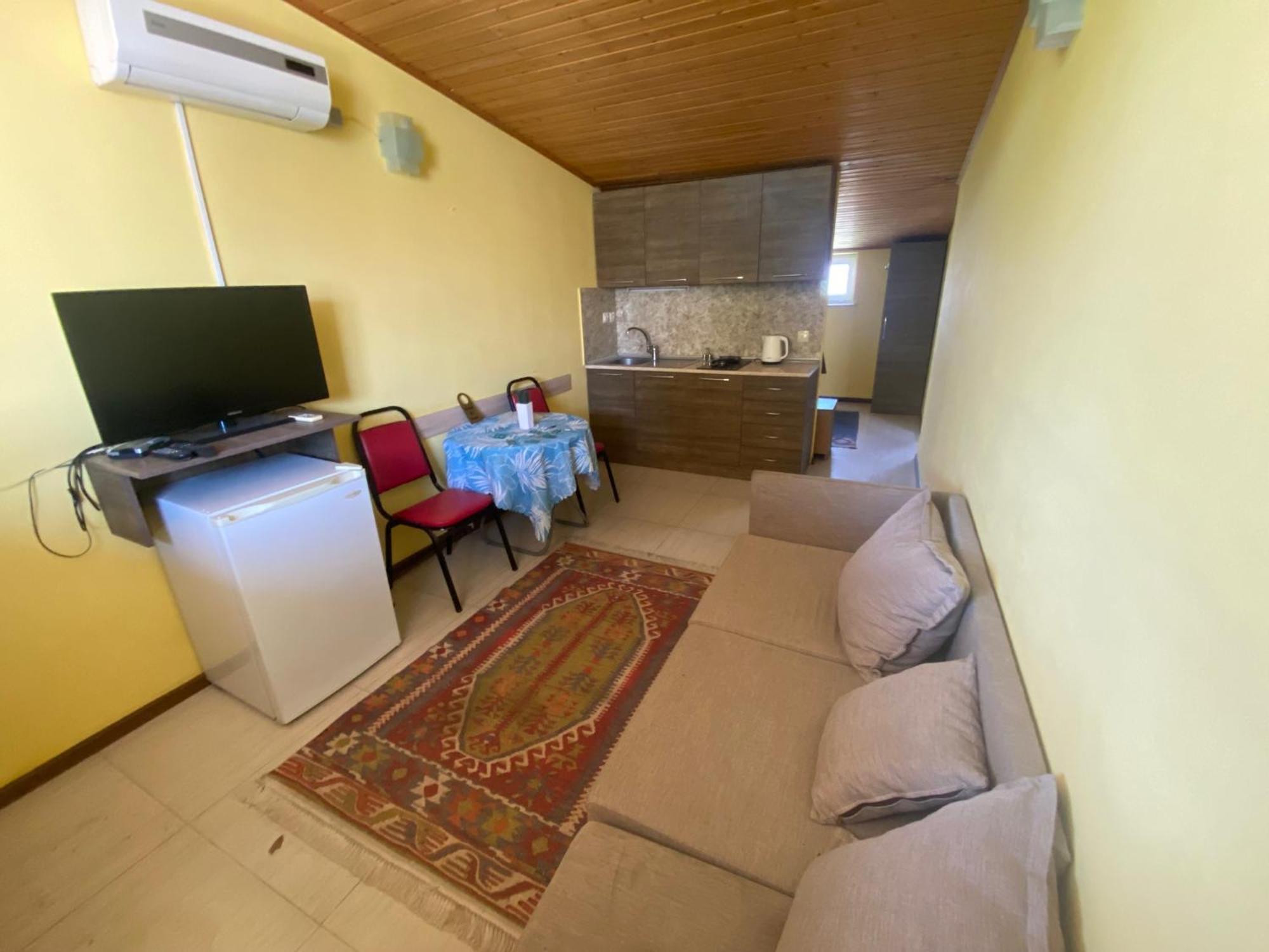 Park Hotel Tbilisi Eksteriør billede